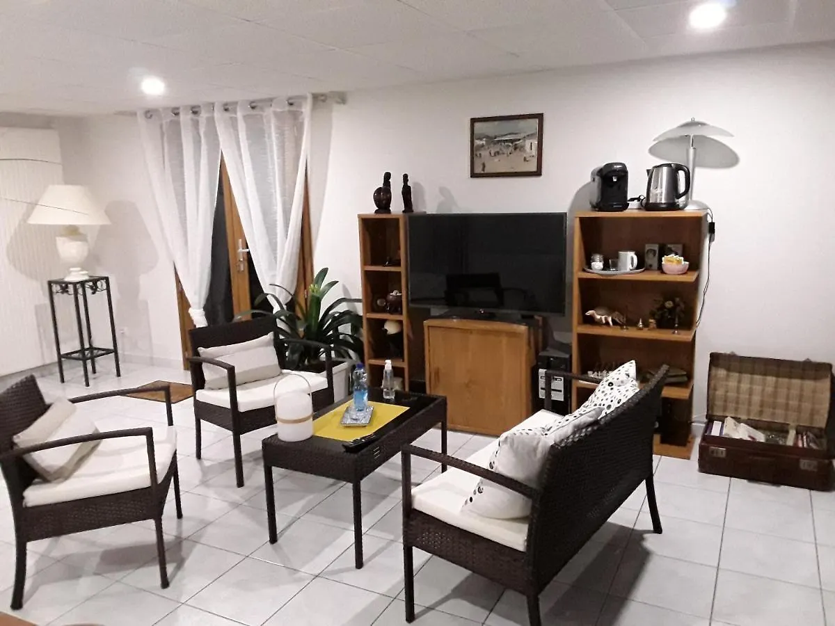 Homestay Suite Hauteurs De Vichy Creuzier-le-Vieux